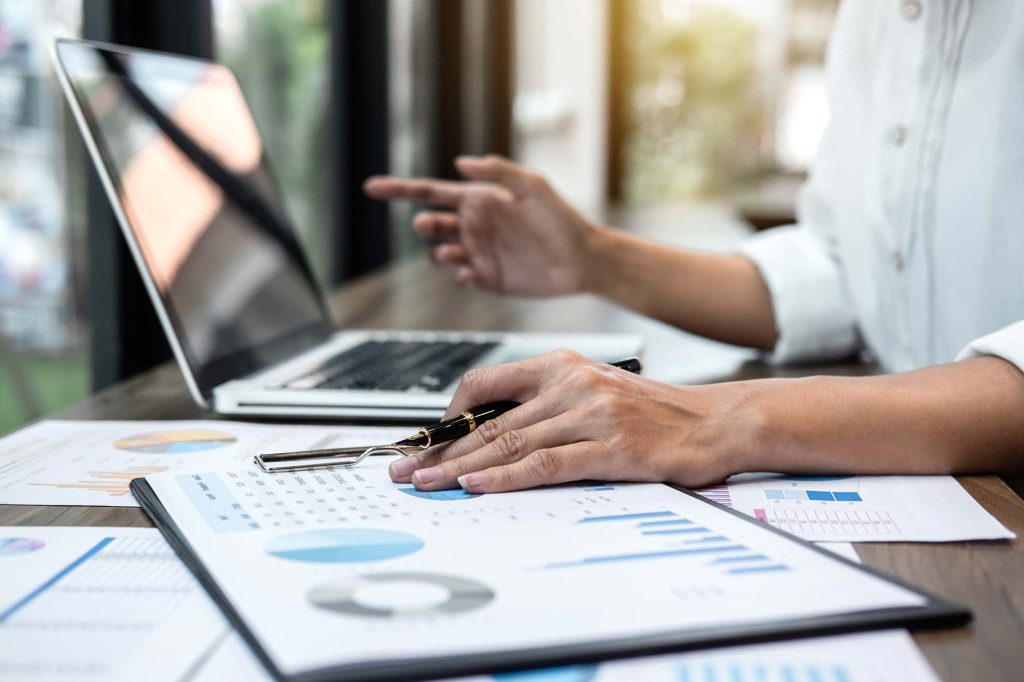 asset vs equity 1024x682 1